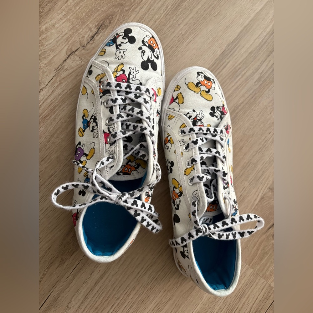 Disney Store, Mickey Mouse Cartoon Character Canvas Sneakers - White